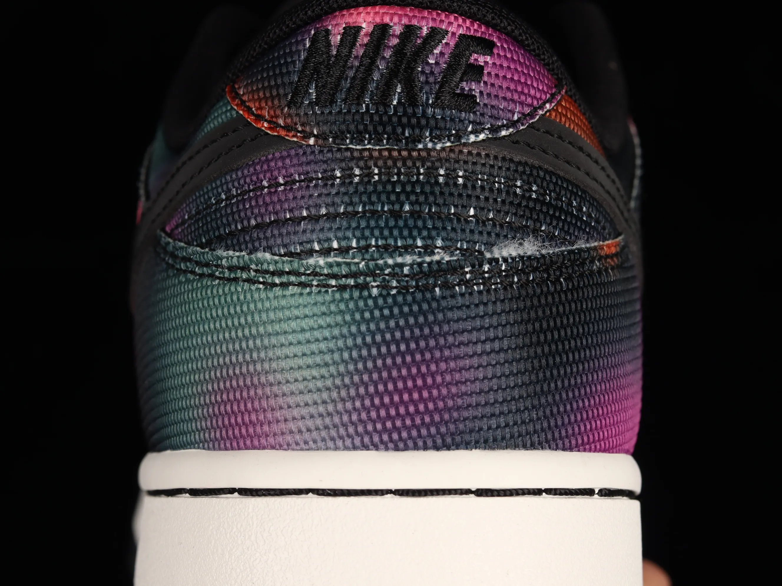 All Categories Nk SB Dunk Series Nk SB Dunk Low Low-top sneakers F version Nk Dunk Low "Graffiti" Street graffiti Black and purple tie-dye SB low-top sports and leisure sneakers DM0108-002